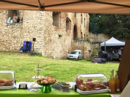 照片: Gutsausschank &amp; Weingut Buhl